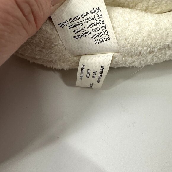 Hallmark Mr and Mrs Snowman Jingle Pals Plush Singing Holiday Display Figures 20 - Picture 6 of 13